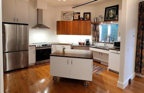 Berry Hill Apartamento | WestWood Shed in Nashville by Geodis Vanderbilt Belmont, 1 Accessible