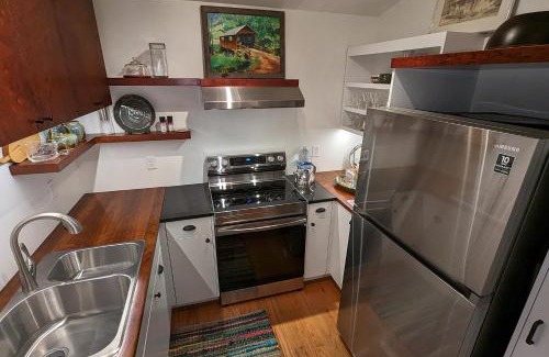 Berry Hill Apartamento | WestWood Shed in Nashville by Geodis Vanderbilt Belmont, 1 Accessible