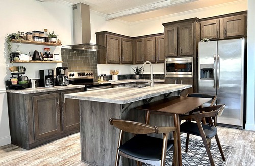 Dunnellon Casa | Westy's Boho Bungalow @ Rainbow River. Tranquil River Getaway!