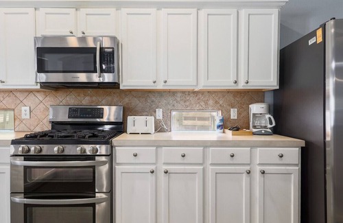 Pflugerville Casa | WeWelcome you to our Pflugerville Getaway w/Pool!!