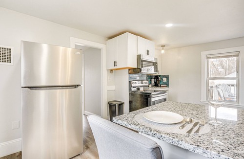 Weymouth Apartamento | Weymouth Apartment: Close to Beaches & Boston!
