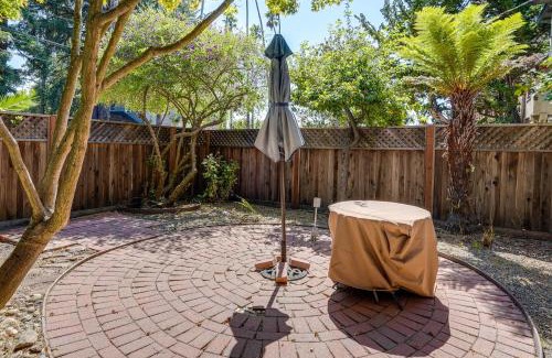Elmwood Casa | WFH-Friendly Berkeley Home Less Than 2 Mi to University!