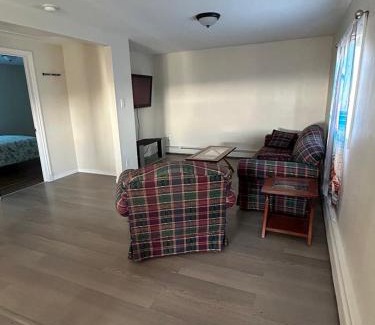 Tiddville Apartamento | Whale Cove Suites