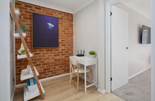 Ettalong Beach Casa | Whale Song Serenity - Ettalong Beach Garden Stay