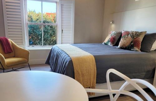 Hermanus City-Centre Apartamento | Whale Watchers studio