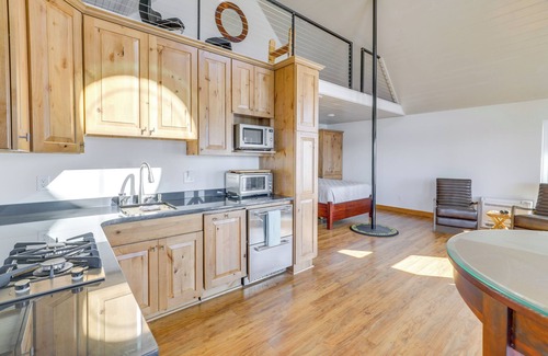 Juneau Apartamento | Whale Watching at Beachfront Cottage in Juneau!