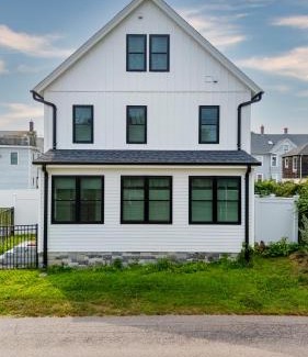 Stonington Apartamento | Whalers Rest A Bright and Historic 2BR Flat in Stonington Borough