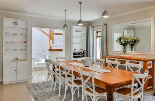 Voelklip Casa | Whales & Wonders Guesthouse