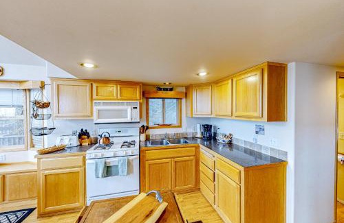Brookings Casa | Whaleshead Wonderland
