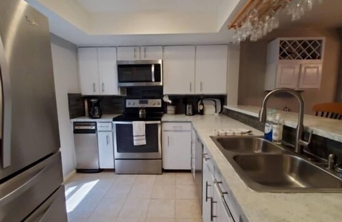 North Shore Casa | What A View, Wifi, ping pong, cloe to amenities
