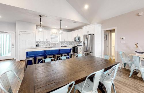 Dauphin Island Casa | Whatever They Want