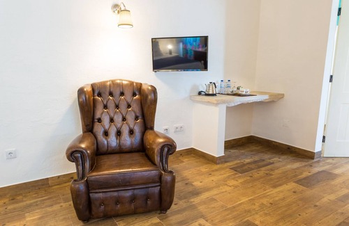 Sousel Casa | Wheel Inn, Spring Room