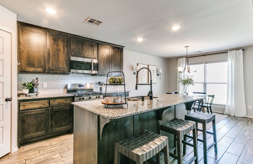 Tulsa Casa | Where Comfort Meets Convenience in Crystal Creek