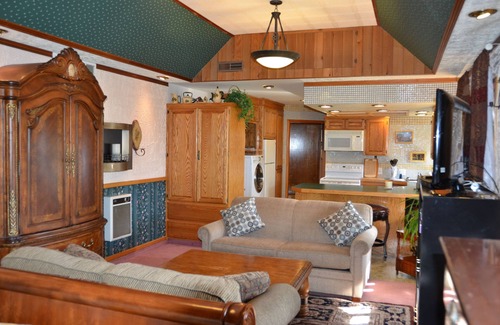 Zephyr Cove Cama Y Desayuno | Where Eagles Fly Bed & Breakfast