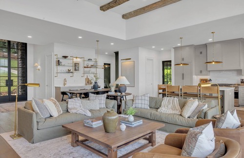 Cedar Cliff Casa | Where luxury meets perfection. 6BR, 4.5BA on Lake Chatuge.