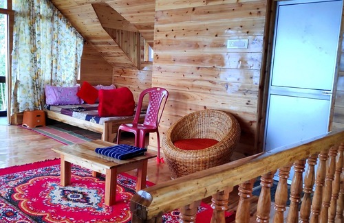 Darjeeling Chalet De Esquí | Where mountains meet hospitality: Welcome to Solitude in Himalayas