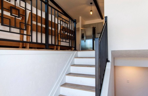 Colorado Springs Casa | Where Old Colorado City meets Garden of the Gods