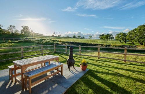Settle Casa | Whernside Lodge