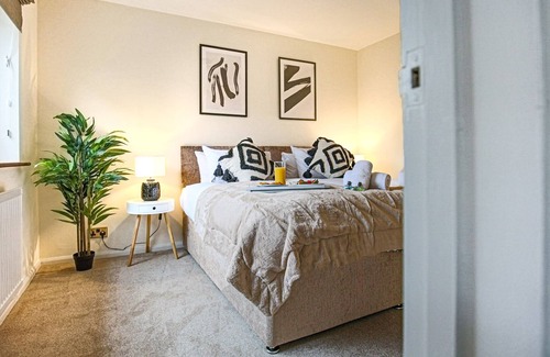 Great Linford Casa | Whichford, Milton Keynes