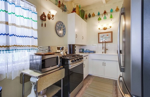 Ocean Beach Cabaña | Alquiler de vacaciones en Whimsical Beach