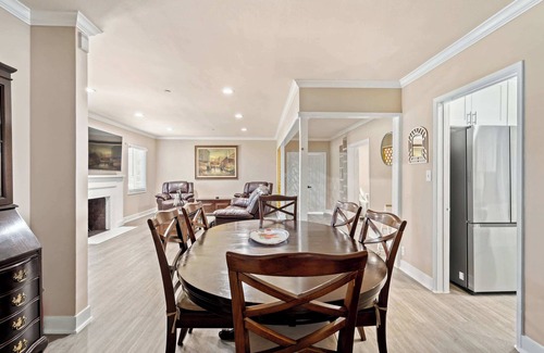 Westmont Casa | Whimsical Family Stay, 10 Min Walk to PV Hospital