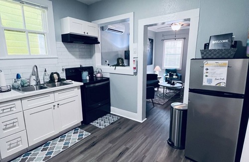 Galveston Cabaña | Whimsical Mermaid 2 Bedroom Cottage