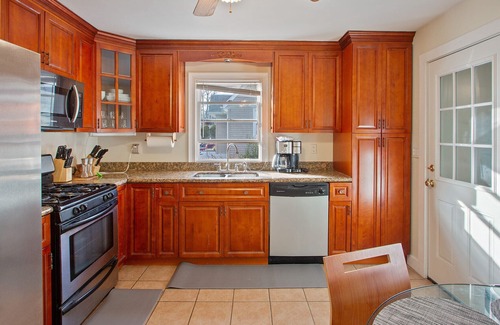 Cove - East Side - Shippan Casa | Whimsical Staycation - Fire Pit - Full House