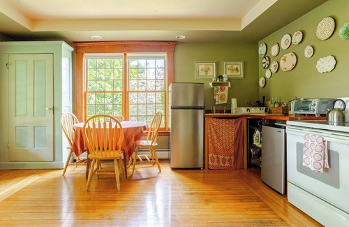 North Hartland Cama Y Desayuno | Whimsical Vermont Farmhouse – Cozy, Inspiring & Close to Nature