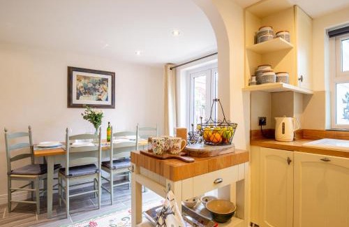 Bretforton Casa | Whippet Cottage