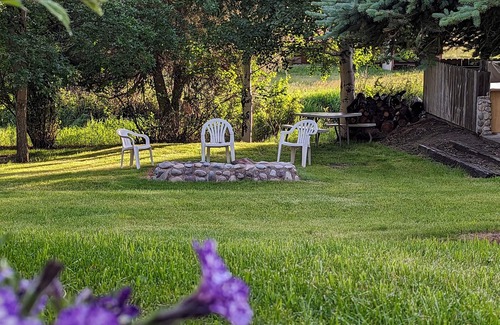 Irwin Casa | Whippoorwill Cabin, a pet-friendly retreat in Swan Valley