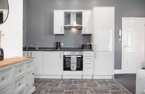Pontrilas Apartamento | WhiskAwayStays Foregate Studio No. 1