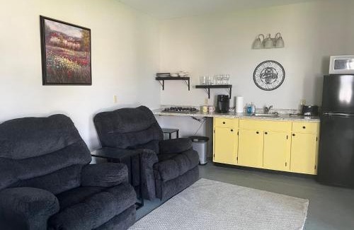 Clayton Complejo | Whiskey River Cottages formerly Seaway Slips