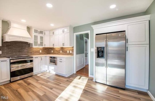 McLeansville Cabina | This cabin is a 3 bedroom(s), 3.5 bathrooms, located in Greensboro, NC.