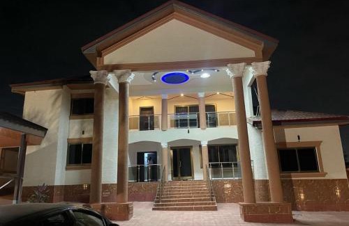 Accra Apartamento | Whispering Hearts Guest House