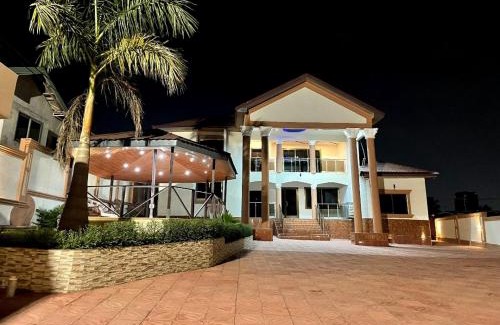 Accra Apartamento | Whispering Hearts Guest House