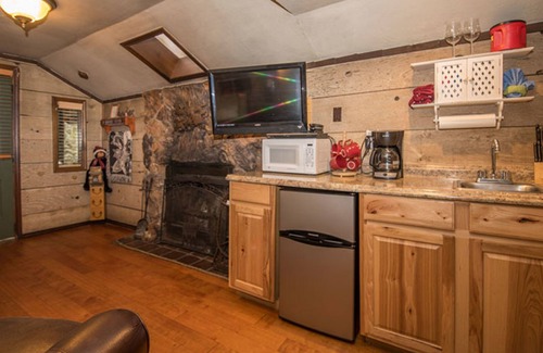 Ruidoso Cabina | Whispering Pine Cabins