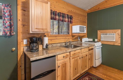 Ruidoso Cabina | Whispering Pine Cabins