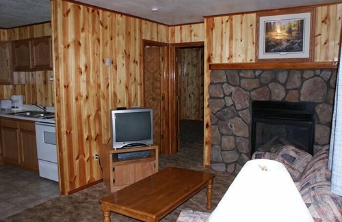 Pinetop-Lakeside Cabina | Whispering Pines- Cabin 37