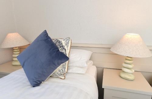 Crosshaven Casa | Whispering Pines