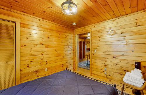 Barton Casa | Whispering Pines Retreat