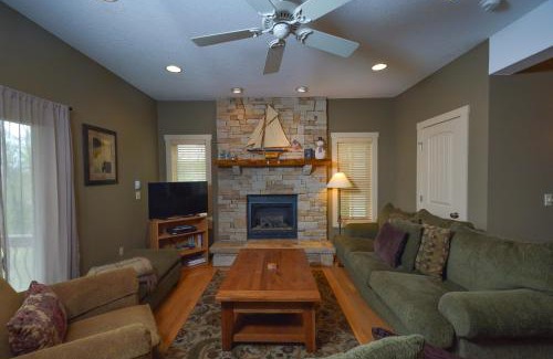 Thayerville Casa | Whispering Pines