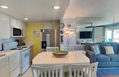 Bel Air Condominio | Whispering Seas #205A | Gulf Front + Pool