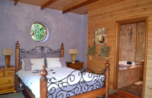 Franklin Cabina | Whispering Spirit Holiday Cottages & Mini Ponies