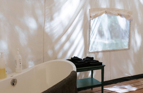Grafton Complejo | Whispering Springs Wilderness Retreat