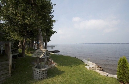 Fenelon Falls Cabaña | Whispering Waters - Dos Habitaciones Casa Rural, Capacidad 6