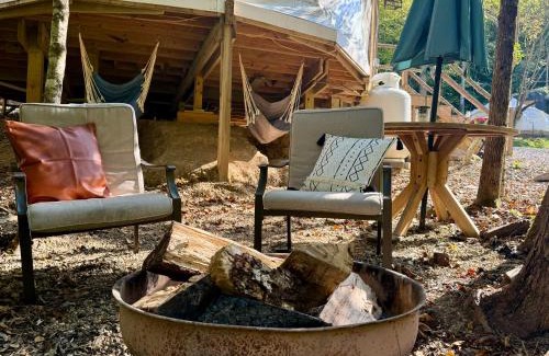 Cosby Casa | Whispering Waters Dome Getaway