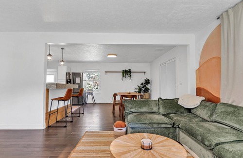 Fayetteville Casa | Whispering Willow Retreat - 14 min to Rafting & NRG