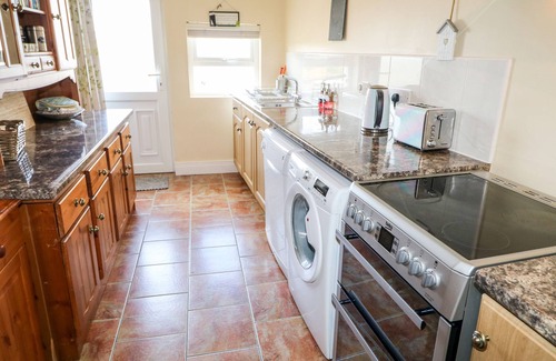 Carndonagh Cabaña | WHISPERING WILLOWS - THE BUNGALOW in Carndonagh, County Donegal