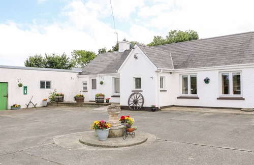 Carndonagh Cabaña | WHISPERING WILLOWS - THE BUNGALOW in Carndonagh, County Donegal