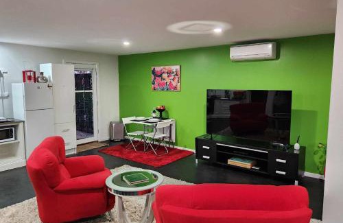 Maryborough Apartamento | Whispering Woods Amore